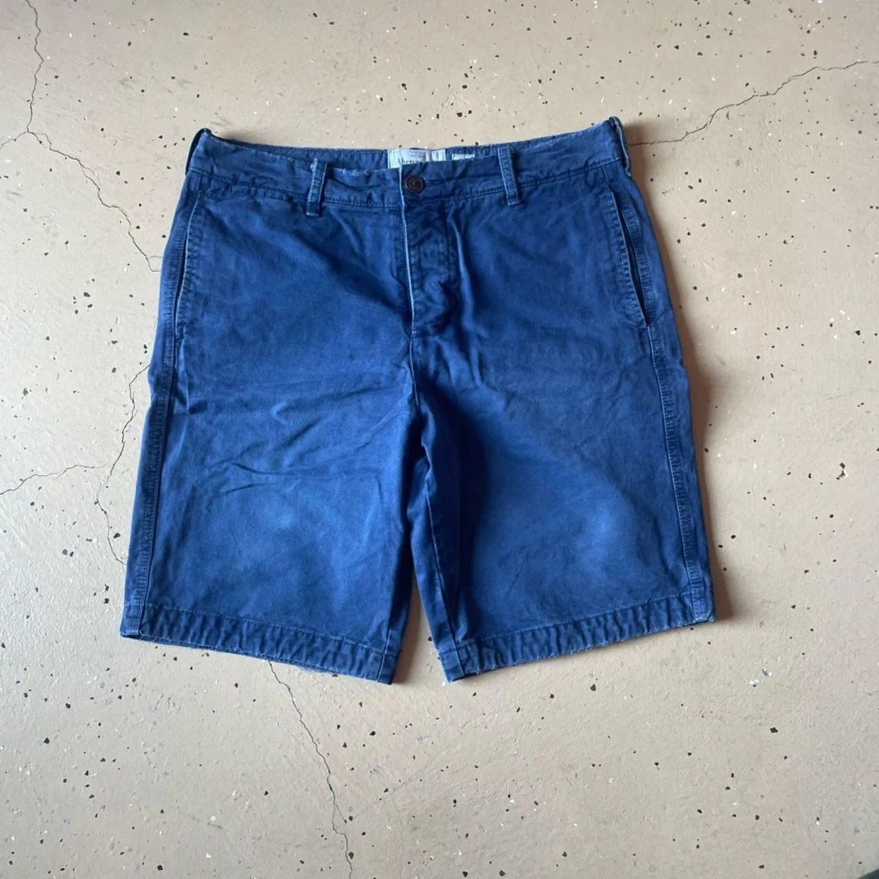 Abercrombie & Fitch Men's Navy and Blue Shorts