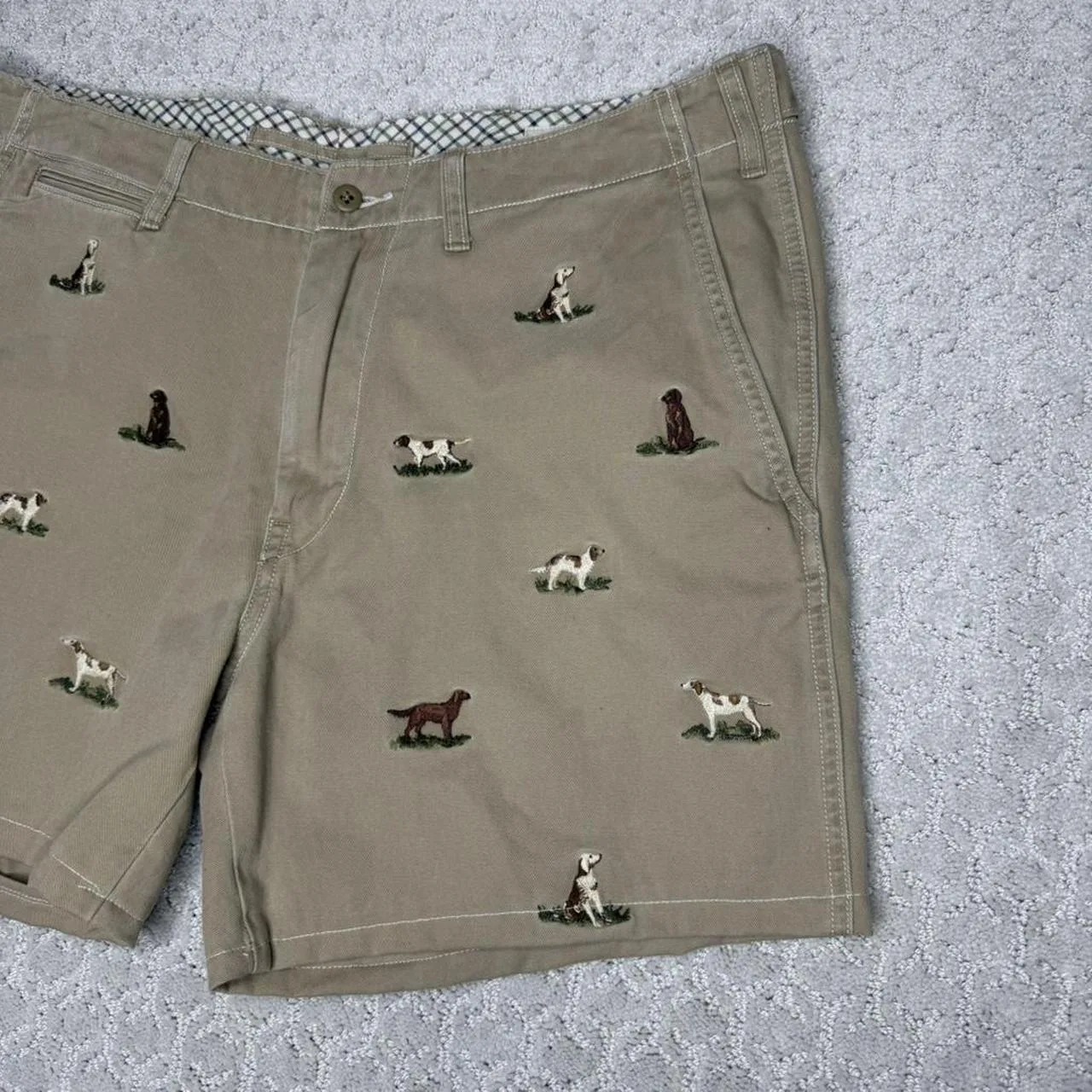 Polo Ralph Lauren Men's Tan and Cream Shorts - Image 2