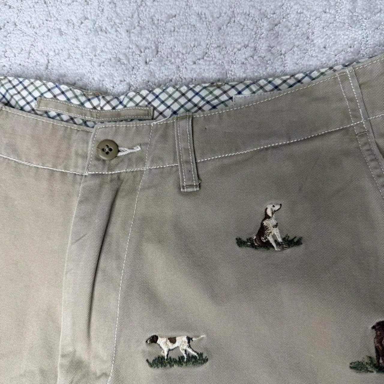 Polo Ralph Lauren Men's Tan and Cream Shorts - Image 3