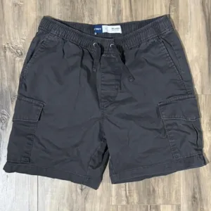 Old Navy Men's Grey and Black Shorts