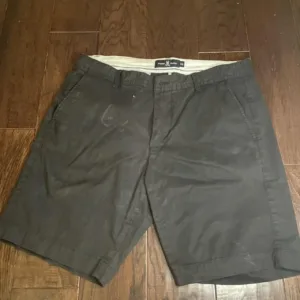 Psycho Bunny Men's Grey and Black Shorts