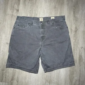 Redhead Clothing Men's Grey and Black Shorts